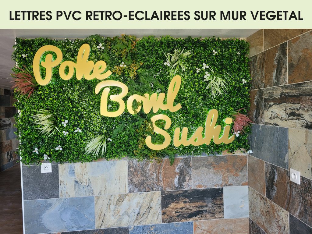 LETTRES PVC RETRO-ECLAIREES SUR MUR VEGETAL